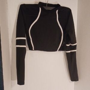 Women's WinWin Black and White Long Sleeve Crop Top Size M